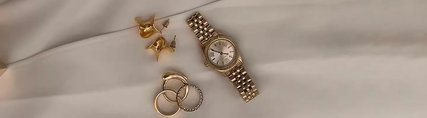 Մատանի և ականջօղ