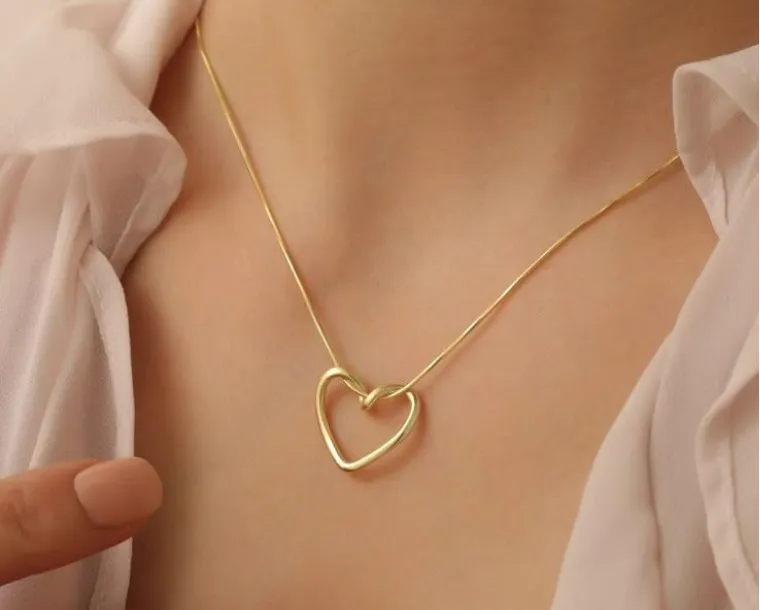 Նվերներ զարդերի տեսքով Սբ. Վալենտինի օրվա կապակցությամբ