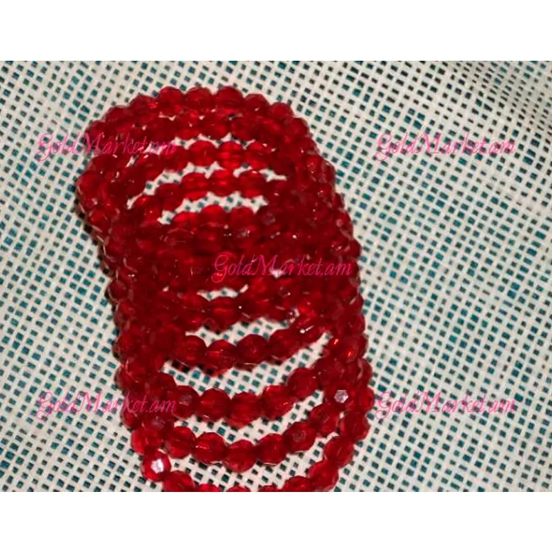 Bracelet with red stones