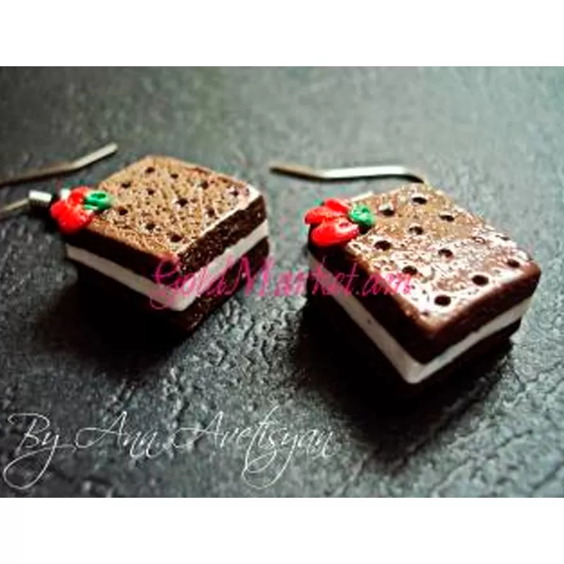 Ականջօղ խմորեղենի տեսքով