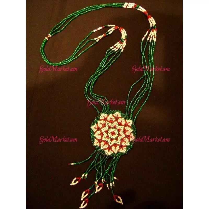 Նախշերով վզնոց