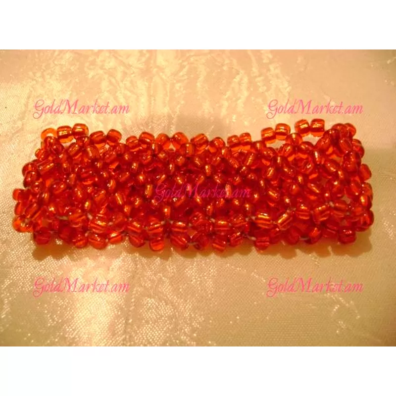 Թևնոց կարմիր քարերով