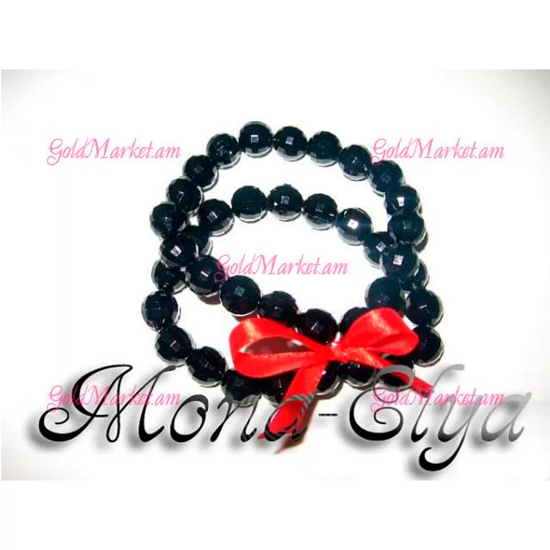 Թևնոցներ սև քարերով